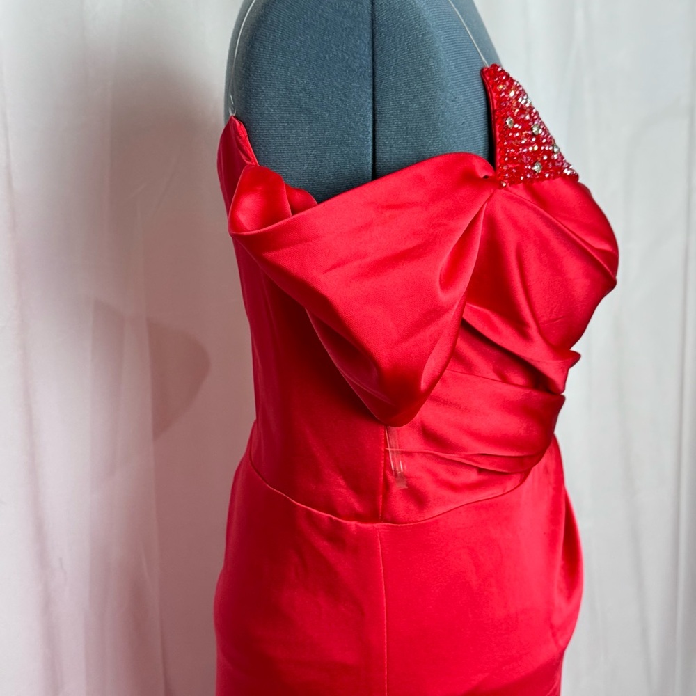 Red Ruched Off-Shoulder Prom Gown - Picture 10 of 16